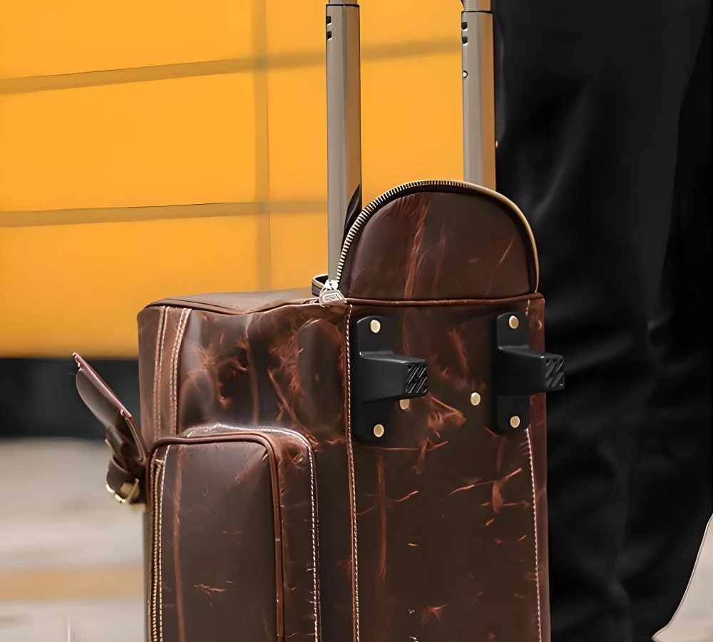 men's luggage with wheels
